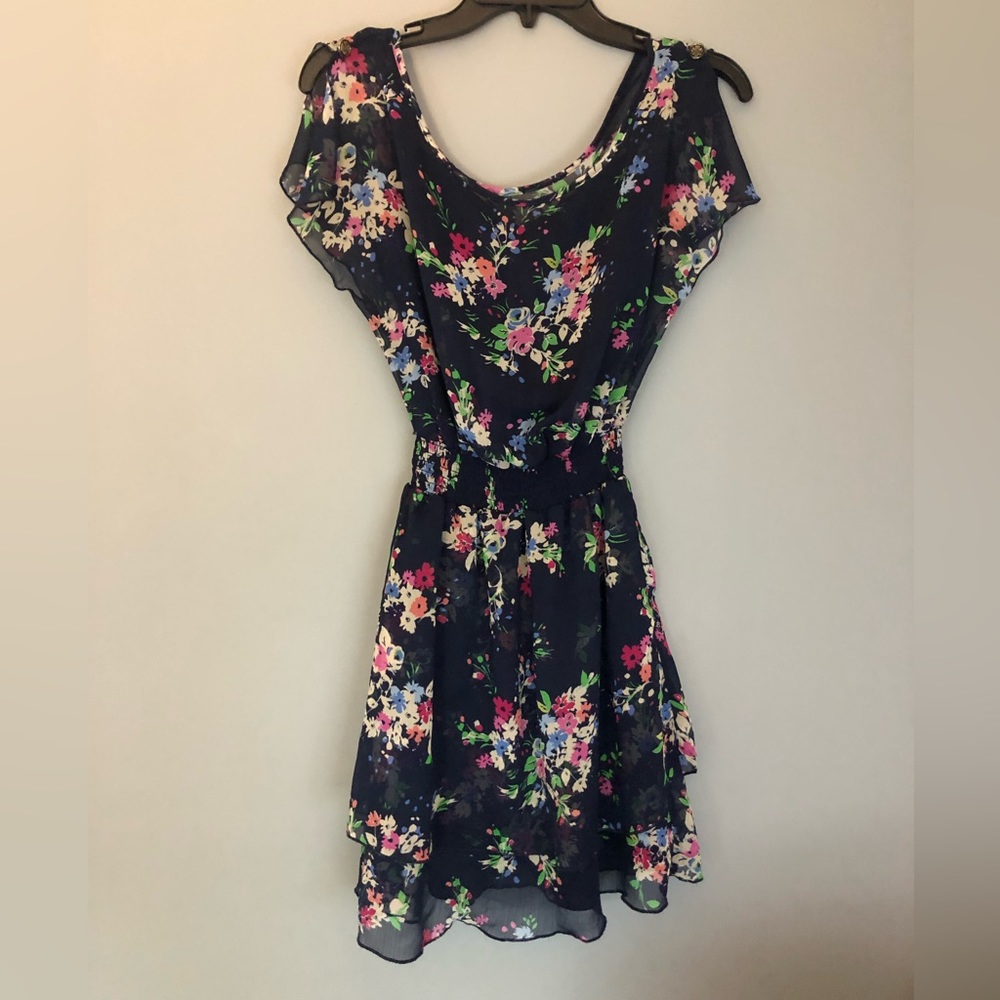 Express Size XS Lined Navy Blue Floral Short Sleeve Dress